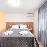 Sunset Garden With Private Pool Vikendica *