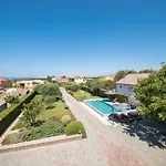 Vikendica Sunset Garden With Private Pool
