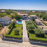 Sunset Garden With Private Pool Vrsi
