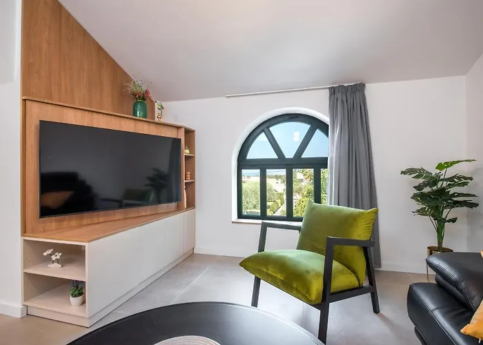 Sunset Garden Villa With Private Pool