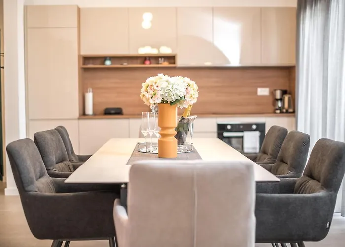 Sunset Garden Villa With Private Pool 沃希