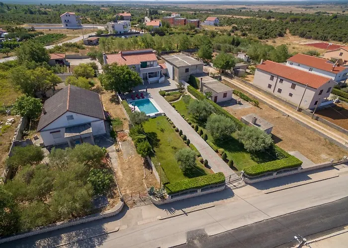 Tatil Evi Sunset Garden Villa With Private Pool Vrsi