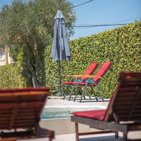 Holiday home Sunset Garden With Private Pool *