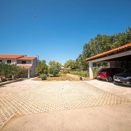 Sunset Garden With Private Pool Vrsi
